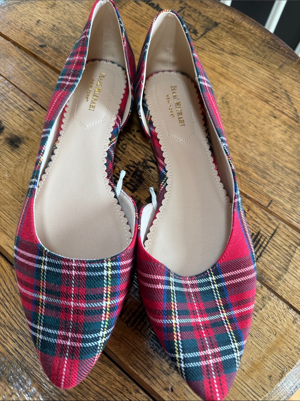 Isaac Mizrahi  Red Plaid Pointed-Toe Flats New